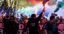 Relatório aponta que ICE usa futebol para fazer ações contra imigrantes nos EUA e acende alerta para a Copa do Mundo