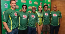 Copa do Mundo: Ivete Sangalo reúne jogadores históricos em show no Maracanã