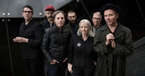 Belle and Sebastian fala à Rolling Stone Brasil sobre a faixa criada para impulsionar a Escócia no duelo contra o Brasil na Copa do Mundo