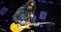 Pouco antes de morrer, Ace Frehley, fundador do Kiss, ouviu de vidente que viveria até os 100 anos