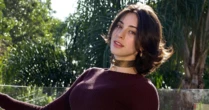 Influenciadora Bella Longuinho mostra antes e depois do corpo após iniciar transição de gênero