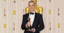 Daniel Day-Lewis responde críticas de Brian Cox à atuação de método: 'É fácil me encontrar'