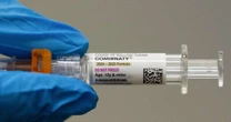 Corte de verba para vacinas de mRNA nos EUA se baseia em informações falsas, dizem cientistas