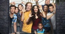 Uma das melhores séries de todos os tempos acabou de chegar na Netflix: Comédia e drama na medida perfeita