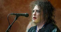 Vocalista do The Cure detona atrações musicais da final da Copa do Mundo