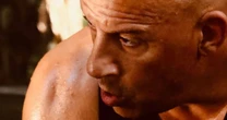 Vin Diesel, aos 59 anos, entrega fórmula para viver bem: 'Soube que tinha que mudar. Me concentrei em comer alimentos integrais, e não se trata de passar horas na academia, mas trabalhar de forma inteligente'