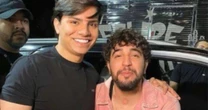 EITA! Nattan é criticado após pegar nas partes íntimas de fã: 'O cara vai ser pai...'
