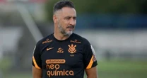 Vitor Pereira recorda passagens por Corinthians e Flamengo: 'Se tivesse bola de cristal'