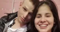 Ele matou seu pai abusivo e foi preso por 12 anos mas a família defende sua libertação