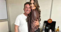 Esposa de Amado Batista posta fotos antigas e diz se já fez plásticas: 'Me assustei'