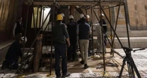 Obras preparam Capela Sistina para o conclave; cardeais fazem nona reunião no Vaticano
