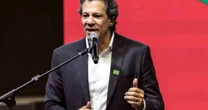 Haddad diz que Jaques Wagner atuou contra o Banco Master