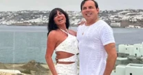 Confinados para reality, Gretchen e marido são acionados na Justiça