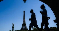 Turismo em Paris chega ao limite e exige regulação, diz secretário-adjunto da prefeitura