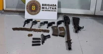 Dupla é presa com arsenal de armas em abordagem na ERS-344