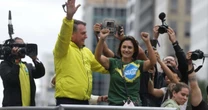 Bolsonaro confunde aliados ao sugerir Michelle como vice de Tarcísio e também candidata ao Senado
