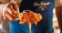 Fim da escala 6x1 com transição curta 'é inviável', diz dono de pizzaria: 'Como eu faço para ter um chef em 60 dias?'