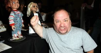 Morre Ed Gale, ator que interpretou Chucky, o boneco assassino