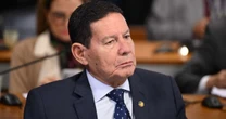 Mourão defende Bolsonaro e aponta Tarcísio como "estrela da direita" para 2026