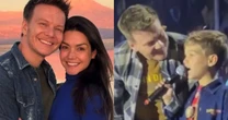 Xerox do pai! Filho de Michel Teló canta em inglês e surpeende público