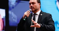 SC não precisa importar políticos, diz Fiesc após rumor de candidatura de Carlos Bolsonaro no Estado