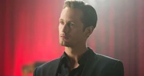 Alexander Skarsgård quer interpretar versão sem violência de James Bond
