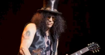 Slash quebra o silêncio e revela o que ninguém esperava sobre o Guns N' Roses