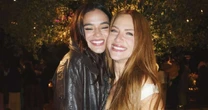 Bruna Marquezine abre álbum da renovação de votos de Bruno Gagliasso e Gio Ewbank e atriz comenta polêmica com buquê: 'Temos provas'