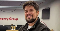 Quem é o jornalista que propôs fazer uma 'CazéTV' na Globo e foi esnobado