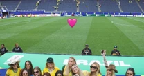 Sem Bruna Biancardi, esposas de jogadores da Seleção posam após partida contra o Japão