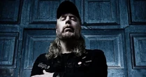 Luto! Vocalista de banda morre aos 52 anos após luta contra câncer raro