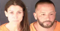 Casal é preso após ser flagrado 'fazendo movimentos para baixo e para cima' em voo com crianças por perto