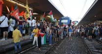 Manifestação pró-Palestina bloqueia trens em estação na Itália