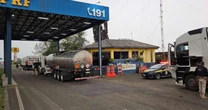 Menor de idade é flagrado conduzindo carreta de transporte de produtos perigosos em Eldorado do Sul