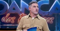 Luciano Huck 'erra' novamente nome de personagem de Vale Tudo e rebate acusações: 'Não assiste'