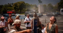 França enfrenta terceira onda de calor em poucas semanas; quase todo o país entra em alerta