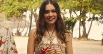 Atriz afirma que denunciar piada feita com ela em programa de comédia foi como enfrentar valentões na infância: "Não me arrependo"