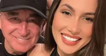 Amado Batista é acusado de trair a esposa e detalhe choca a web: 'Com uma...'