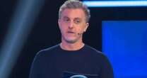 O quê? Participante erra pergunta simples e surpreende Luciano Huck no 'Domingão'