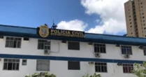 Menina de 6 anos morre baleada após carro da família ser atacado por engano durante troca de tiros no ES