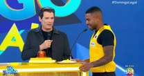 Erro de português do ex-BBB Davi viraliza no 'Passa ou Repassa': 'Sabe escrever?'