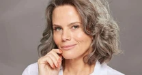 Maria Cândida revela falência e exclusão aos 40: "Não existiam pretas, gordas e velhas na TV"