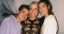 Xuxa assume que está ansiosa: 'É no tempo deles, mas minha vontade de ser avó é imensa'