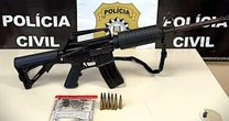 Fuzil de R$ 100 mil é apreendido pelo DEIC em depósito de armas de Facção em Porto Alegre