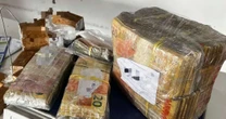 Operação policial apreende R$ 56 mil e combate tráfico de drogas em Osório