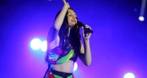 Jessie J é internada e descobre infecção após diagnóstico de câncer de mama: 'Recuperação é lenta'