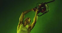 Na Netflix: série VICIANTE de apenas 8 episódios revela a história do assassino que inspirou 'Psicose' e 'O Massacre da Serra Elétrica'