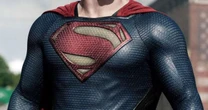 "Minha sexualidade foi usada como arma": Ator indicado ao Emmy revela como perdeu papel de Superman por ser gay