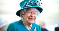 Rainha Elizabeth II disse que o casamento de príncipe Harry e Meghan Markle virou uma 'catástrofe'