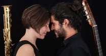 Duo in Uno, formado por violonista brasileiro e saxofonista italiana, lança primeiro álbum em Paris
